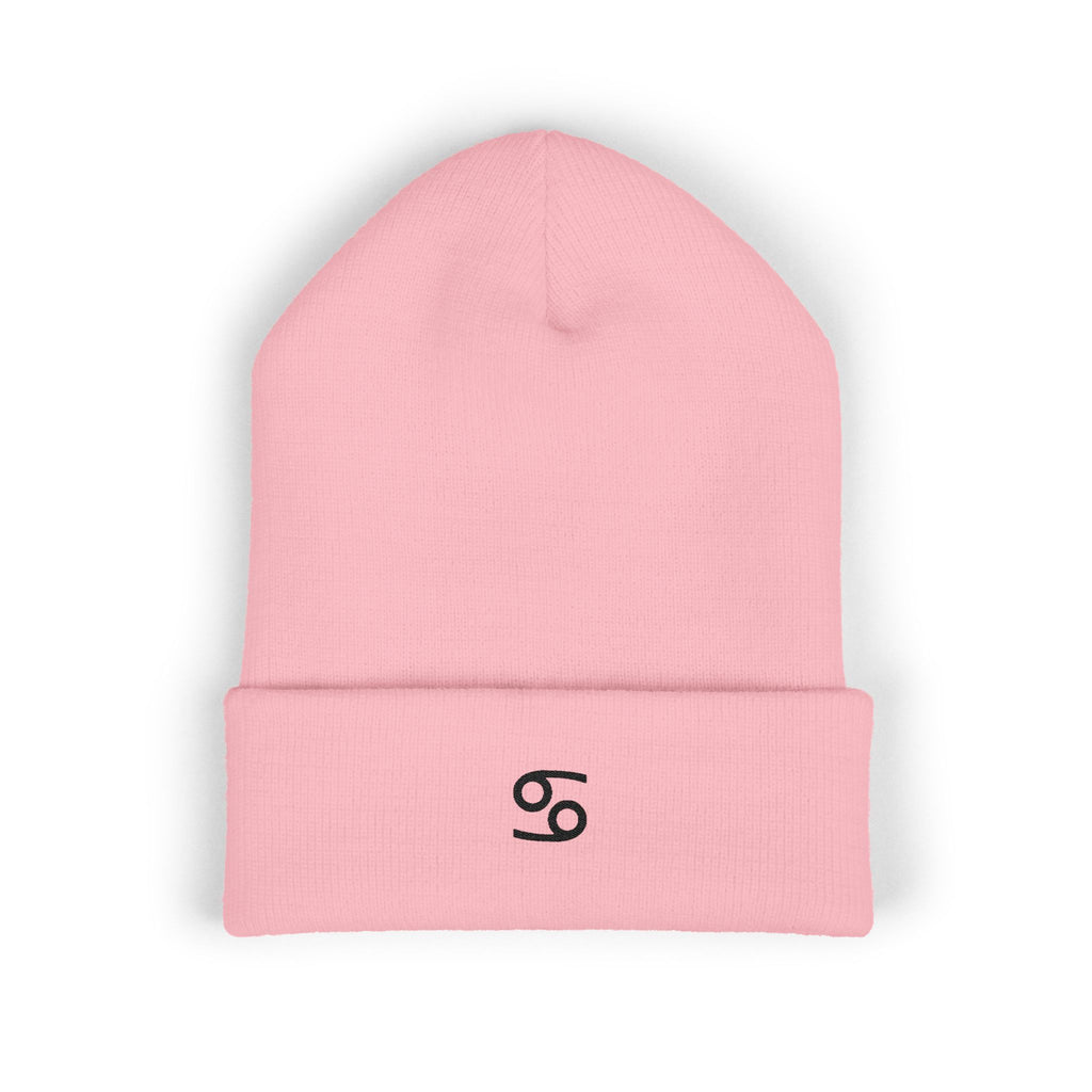 THE ZODIAC GLYPH BEANIE — CANCER — BLACK